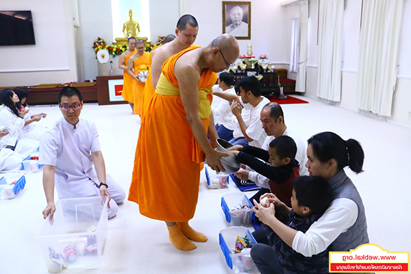 ข่าว , ข่าวประจำวัน , สรุปข่าว , news , dmc news , dmc , gbn , ข่าววัดพระธรรมกาย , ธรรมกาย , ข่าวธรรมกาย , ข่าวพระพุทธศาสนา , พระพุทธศาสนา , เหตุการณ์พระพุทธศาสนา , Buddhist , วัดพระธรรมกายในต่างประเทศ , ศูนย์สาขาวัดพระธรรมกาย , สมาธิ , meditation , ปฏิบัติธรรม , วัดพระธรรมกายนิวเจอร์ซี , สหรัฐอเมริกา