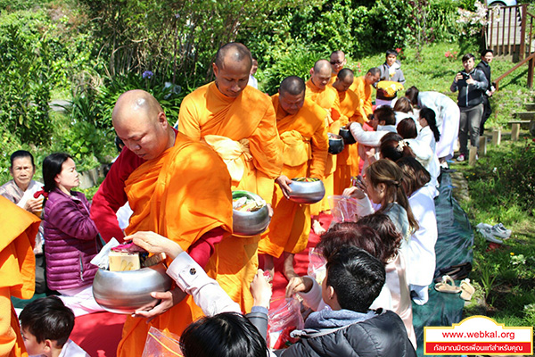 ข่าว , ข่าวประจำวัน , สรุปข่าว , news , dmc news , dmc , gbn , ข่าววัดพระธรรมกาย , ธรรมกาย , ข่าวธรรมกาย , ข่าวพระพุทธศาสนา , พระพุทธศาสนา , เหตุการณ์พระพุทธศาสนา , Buddhist , วัดพระธรรมกายในต่างประเทศ , ศูนย์สาขาวัดพระธรรมกาย , สมาธิ , meditation , ปฏิบัติธรรม , วัดพระธรรมกายเวลลิงตัน จัดพิธีทอดกฐิน , พระมงคลเทพมุนี (สด จนฺทสโร) ครูผู้ค้นพบวิชชาธรรมกาย , พิธีปุพพเปตพลี