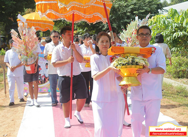ข่าว , ข่าวประจำวัน , สรุปข่าว , news , dmc news , dmc , gbn , ข่าววัดพระธรรมกาย , ธรรมกาย , ข่าวธรรมกาย , ข่าวพระพุทธศาสนา , พระพุทธศาสนา , เหตุการณ์พระพุทธศาสนา , Buddhist , วัดพระธรรมกายในต่างประเทศ , ศูนย์สาขาวัดพระธรรมกาย , สมาธิ , meditation , ปฏิบัติธรรม , พิธีทอดกฐินสามัคคี ณ ธุดงคสถานร้อยเอ็ด , พระมงคลเทพมุนี (สด จนฺทสโร) ครูผู้ค้นพบวิชชาธรรมกาย , พิธีทอดกฐินสามัคคี