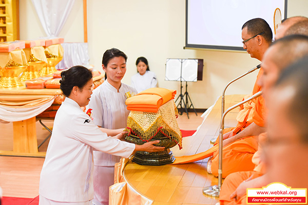 ข่าว , ข่าวประจำวัน , สรุปข่าว , news , dmc news , dmc , gbn , ข่าววัดพระธรรมกาย , ธรรมกาย , ข่าวธรรมกาย , ข่าวพระพุทธศาสนา , พระพุทธศาสนา , เหตุการณ์พระพุทธศาสนา , Buddhist , วัดพระธรรมกายในต่างประเทศ , ศูนย์สาขาวัดพระธรรมกาย , สมาธิ , meditation , ปฏิบัติธรรม , วัดพระธรรมกายโอซาก้า จัดพิธีทอดกฐิน , พระมงคลเทพมุนี (สด จนฺทสโร) ครูผู้ค้นพบวิชชาธรรมกาย , พิธีทอดกฐิน