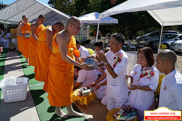 ข่าว , ข่าวประจำวัน , สรุปข่าว , news , dmc news , dmc , gbn , ข่าววัดพระธรรมกาย , ธรรมกาย , ข่าวธรรมกาย , ข่าวพระพุทธศาสนา , พระพุทธศาสนา , เหตุการณ์พระพุทธศาสนา , Buddhist , วัดพระธรรมกายในต่างประเทศ , ศูนย์สาขาวัดพระธรรมกาย , สมาธิ , meditation , ปฏิบัติธรรม , วัดภาวนาซานดิเอโก จัดพิธีทอดผ้าป่าเพื่อสร้างวัด , พระมงคลเทพมุนี (สด จนฺทสโร) ครูผู้ค้นพบวิชชาธรรมกาย , พิธีทอดผ้าป่า