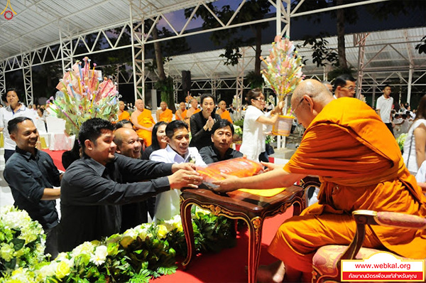 ข่าว , ข่าวประจำวัน , สรุปข่าว , news , dmc news , dmc , gbn , ข่าววัดพระธรรมกาย , ธรรมกาย , ข่าวธรรมกาย , ข่าวพระพุทธศาสนา , พระพุทธศาสนา , เหตุการณ์พระพุทธศาสนา , Buddhist , วัดพระธรรมกายในต่างประเทศ , ศูนย์สาขาวัดพระธรรมกาย , สมาธิ , meditation , ปฏิบัติธรรม , เครือข่ายคณะศิษยานุศิษย์วัดพระธรรมกาย จัดงานบุญทำดีเพื่อพ่อ , พระมงคลเทพมุนี (สด จนฺทสโร) ครูผู้ค้นพบวิชชาธรรมกาย , พระบาทสมเด็จพระปรมินทรมหาภูมิพลอดุลยเดช บรมนาถบพิตร