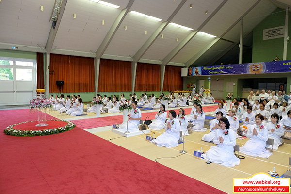 ข่าว , ข่าวประจำวัน , สรุปข่าว , news , dmc news , dmc , gbn , ข่าววัดพระธรรมกาย , ธรรมกาย , ข่าวธรรมกาย , ข่าวพระพุทธศาสนา , พระพุทธศาสนา , เหตุการณ์พระพุทธศาสนา , Buddhist , วัดพระธรรมกายในต่างประเทศ , ศูนย์สาขาวัดพระธรรมกาย , สมาธิ , meditation , ปฏิบัติธรรม , พิธีทอดกฐินสามัคคี ณ วัดพุทธฮัมบวร์ก , พระมงคลเทพมุนี (สด จนฺทสโร) ครูผู้ค้นพบวิชชาธรรมกาย , พิธีทอดกฐิน