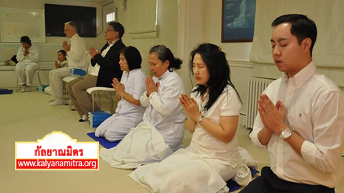 วัดพระธรรมกายดีซี ประเทศสหรัฐอเมริกา จัดงานบุญวันอาทิตย์ และพิธีถวายคิลานเภสัช