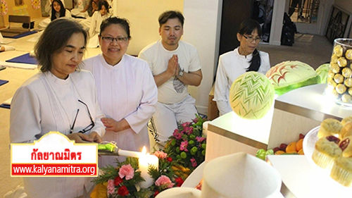 วัดพระธรรมกายแวนคูเวอร์ ประเทศแคนาดา ได้จัดพิธีบูชาข้าวพระ