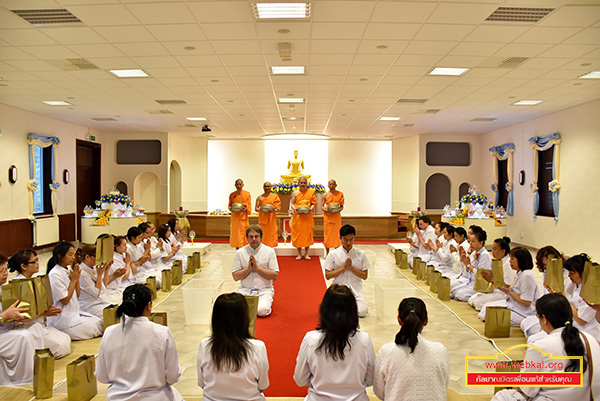 วัดพระธรรมกายบูโรสจัดงานบุญบูชาข้าวพระ