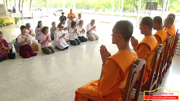 พิธีมอบอาหารแห้งช่วยเหลือคณะสงฆ์ 4 จังหวัดภาคใต้