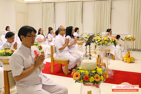 วัดพระธรรมกายนิวเจอร์ซี ประเทศสหรัฐอเมริกา  จัดพิธีจุดโคมวิสาขประทีป เนื่องในวันวิสาขบูชา