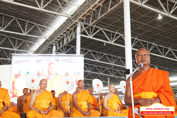 พระสังฆาธิการภาคอีสานตอนบนเดินทางมาถวายกำลังใจแด่พระเทพญาณมหามุนี เจ้าอวาสวัดพระธรรมกาย