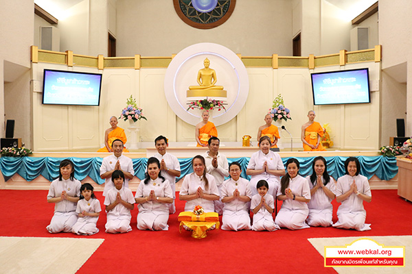 วัดพระธรรมกายแคนซัส  จัดพิธีบูชาข้าวพระและจัดพิธีทอดผ้าป่าเพื่อสร้างวัดพระธรรมกายแคนซัส