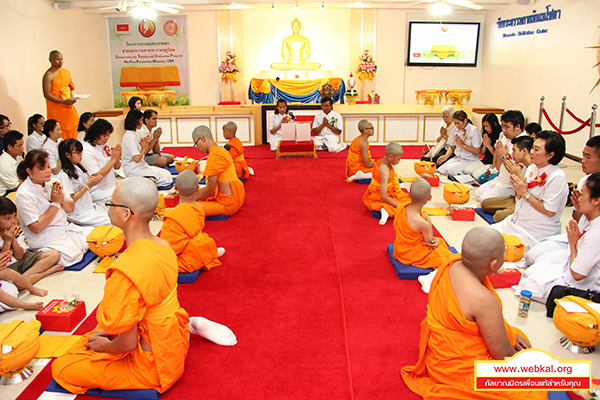 วัดพระธรรมกายมินเนโซตา จัดพิธีบรรพชาสามเณร