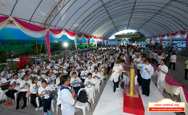  เครือข่ายคณะศิษยานุศิษย์วัดพระธรรมกายทั่วโลก ได้จัดพิธีหล่อเทียนพรรษามหามงคลถวายเทียนพรรษาแด่วัดทั่วประเทศ