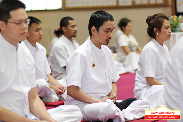 วัดพระธรรมกายออเรกอน จัดงานบุญบูชาข้าวพระ