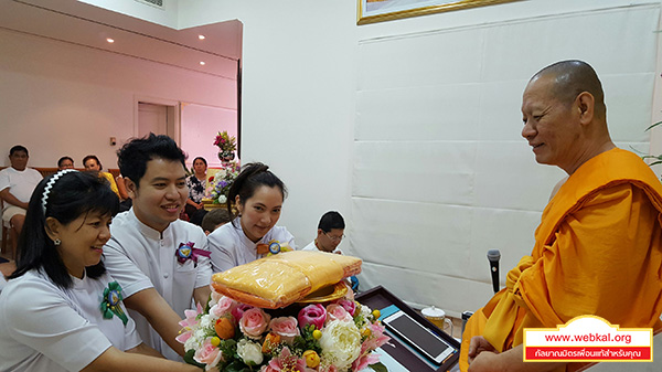 ศูนย์ปฏิบัติธรรมยูเออีจัดพิธีทอดผ้าป่าบำรุงศูนย์เทศกาลเข้าพรรษา