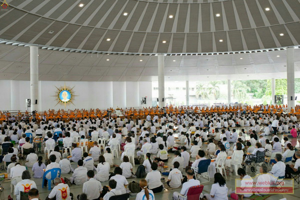 วัดพระธรรมกาย จัดพิธีปุพพเปตพลีเนื่องในวันพระใหญ่