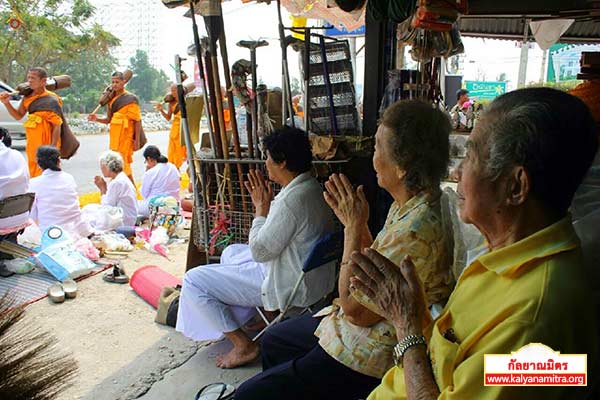 ธุดงค์ธรรมชัยเส้นทางพระผู้ปราบมาร ปีที่ 4 วันเสาร์ที่ 31 มกราคม พ.ศ. 2558