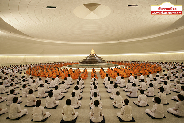  ขอเชิญผู้มีบุญทุกท่านร่วมปฎิบัติธรรม ณ มหาวิหารพระมงคลเทพมุนี  วันจันทร์ที่ 29 กุมภาพันธ์ ถึง วันอาทิตย์ที่ 6 มีนาคม พ.ศ. 2559     วันจันทร์ ถึง วันศุกร์ เวลา 12.30 - 16.00 น.   วันเสาร์               เวลา 12.30 - 17.00 น.   วันอาทิตย์            เวลา 11.00 - 12.30 น.   สอบถามเพิ่มเติมโทร 02-831-1000