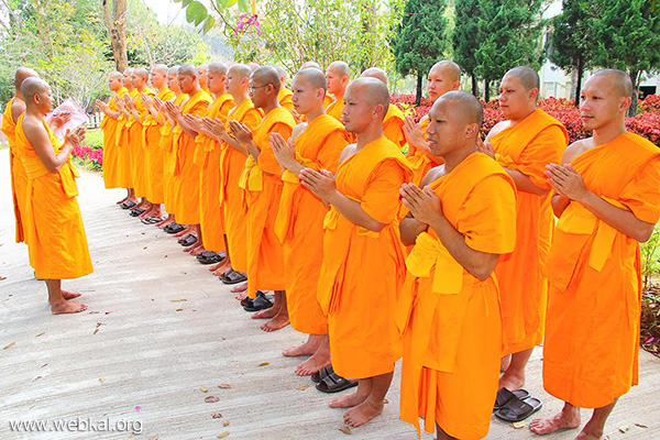 โครงการอุปสมบทหมู่ บูชาธรรม ๑๐๗ ปี คุณยายอาจารย์ มหารัตนอุบาสิกาจันทร์ขนนกยูง ครูผู้สืบสานวิชชาธรรมกาย  อบรมระหว่างวันที่ 9 มกราคม ถึงวันที่ 28 กุมภาพันธ์ พ.ศ. 2559