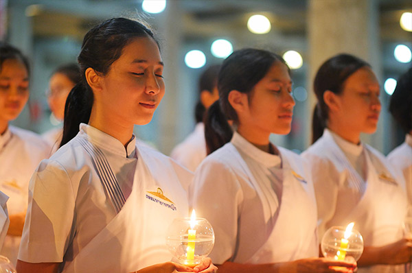 โครงการอบรมธรรมทายาทหญิง รุ่นที่ 38