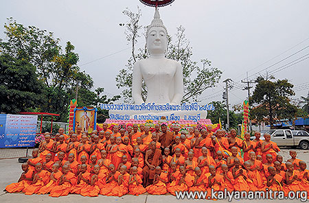  บวชสามเณรดี ศรีตำบล