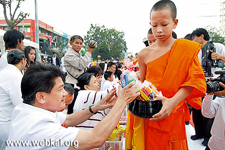 นายสุวรรณ กล่าวสุนทร รองผู้ว่าราชการจังหวัดลำปาง 