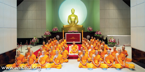 แสงแห่งพระรัตนตรัยนำทางสว่าง อยู่ในบุญเดือนมีนาคม พ.ศ.2559