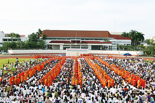 ตักบาตรพระ 2 ล้านรูป กระแสแห่งความดี อยู่ในบุญ เดือนมีนาคม พ.ศ.2559