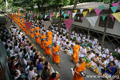 ข่าวบุญในประเทศ , อยู่ในบุญ , วารสารอยู่ในบุญ , แม็กกาซีน , หนังสือธรรมะ , วัดพระธรรมกาย , คำสอนวัดพระธรรมกาย , อานิสงส์แห่งบุญ , ทบทวนบุญ , พระพุทธศาสนา