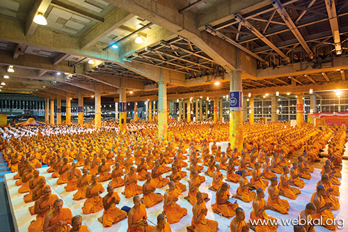 วารสาร , อยู่ในบุญ , มกราคม , อานิสงส์แห่งบุญ , นิตยสาร , หนังสือธรรมะ , วัดพระธรรมกาย , พิธีเจริญชัยมงคลคาถา และพิธีลั่นฆ้อง กลอง ระฆัง ถวายพระพรชัยมงคล