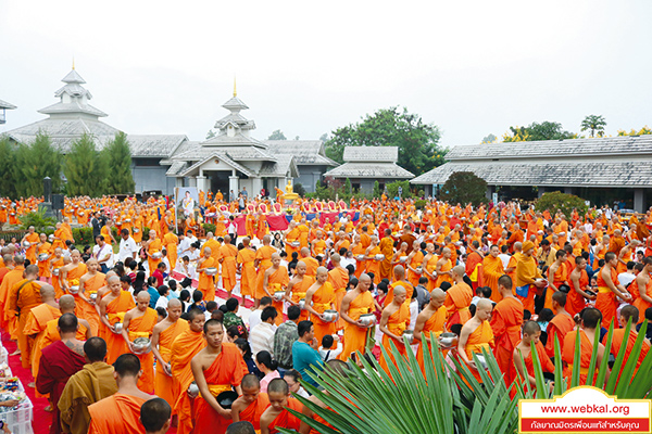 อยู่ในบุญธันวาคม2560 , อยู่ในบุญ , วัดพระธรรมกาย , ธรรมกาย , วารสาร , หนังสือ , หนังสืออยู่ในบุญ , หนังสือธรรมะ , บุญ , หลวงพ่อธัมมชโย , หลวงพ่อทัตตชีโว , พระมงคลเทพมุนี , case study , ฝันในฝัน , สื่อธรรมะ , วิชชาธรรมกาย , ธรรมกายเจดีย์ , สวดธรรมจักร , ธัมมจักกัปปวัตตนสูตร , world peace , พระสัมมาสัมพุทธเจ้า , พระพุทธเจ้า , พุทธพจน์ , คำสอนหลวงปู่ , คำสอนคุณยาย , คำสอน ,สั่งสมมหาทาน สืบสานประเพณี , ตักบาตรพระ ๒ ล้านรูป , พิธีตักบาตรพระ ๑,๑๑๑ รูป จังหวัดแม่ฮ่องสอน