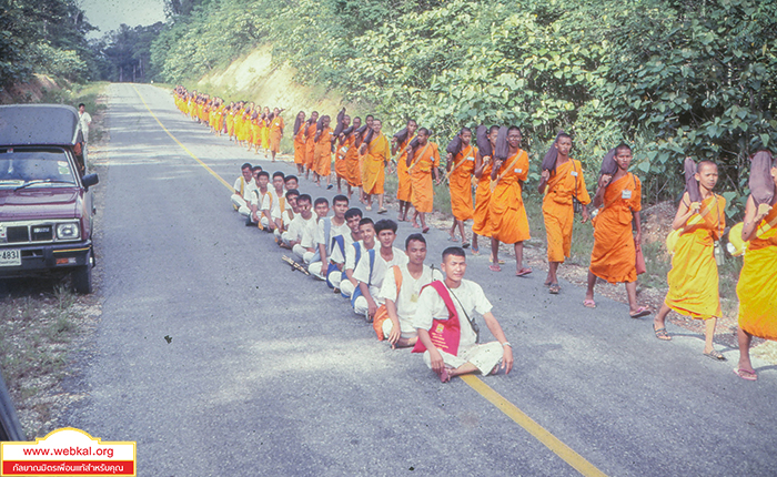 อยู่ในบุญ , วัดพระธรรมกาย , ธรรมกาย , วารสาร , หนังสือ , หนังสืออยู่ในบุญ , หนังสือธรรมะ , บุญ , หลวงพ่อธัมมชโย , หลวงพ่อทัตตชีโว , พระมงคลเทพมุนี , case study , ฝันในฝัน , สื่อธรรมะ , วิชชาธรรมกาย , ธรรมกายเจดีย์ , สวดธรรมจักร , ธัมมจักกัปปวัตตนสูตร , world peace , พระสัมมาสัมพุทธเจ้า , พระพุทธเจ้า , พุทธพจน์ , คำสอนหลวงปู่ , คำสอนคุณยาย , คำสอนหลวงพ่อธัมมชโย , อยู่ในบุญเดือนมีนาคม2561 , สมาธิ , หยุดเป็นตัวสำเร็จ , พระพุทธศาสนา , 072 , หยุดใจ , ศูนย์กลางกายฐานที่ 7 , ภาพเก่าเล่าประวัติศาสตร์ : ธุดงค์ของพระธรรมทายาท ปี พ.ศ.๒๕๓๐