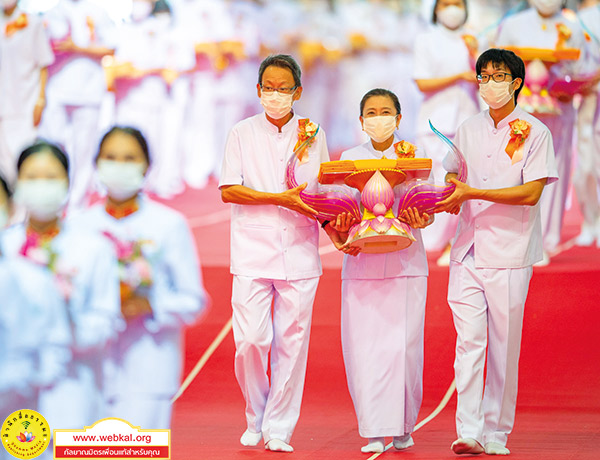 อยู่ในบุญ , วัดพระธรรมกาย , ธรรมกาย , วารสาร , หนังสือ , แม๊กกาซีน , หนังสืออยู่ในบุญ , หนังสือธรรมะ , บุญ , หลวงพ่อธัมมชโย , หลวงพ่อทัตตชีโว , พระมงคลเทพมุนี , case study , ฝันในฝัน , สื่อธรรมะ , วิชชาธรรมกาย , ธรรมกายเจดีย์ , สวดธรรมจักร , ธัมมจักกัปปวัตตนสูตร , world peace , พระสัมมาสัมพุทธเจ้า , พระพุทธเจ้า , พุทธพจน์ , คำสอนหลวงปู่ , คำสอนคุณยาย , คำสอนหลวงพ่อธัมมชโย , อยู่ในบุญเดือนพฤศจิกายน2563 , สมาธิ , หยุดเป็นตัวสำเร็จ , พระพุทธศาสนา , พระมหาศุภณัฐ จนฺทชโย ป.ธ.๙ , หยุดใจ , ศูนย์กลางกายฐานที่ 7 , ๑๐ ตุลามหาปีติ , ทอดผ้าป่า , ผ้าป่าธรรมกาย