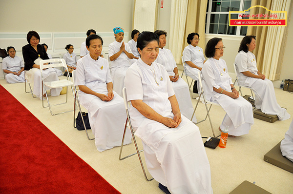 วัดพระธรรมกายฟลอริดา จัดพิธีบูชาข้าวพระ