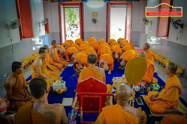 ศูนย์อบรมธรรมอุทยานบ้านแป้ง จัดพิธีอุปสมบทรุ่นเข้าพรรษา