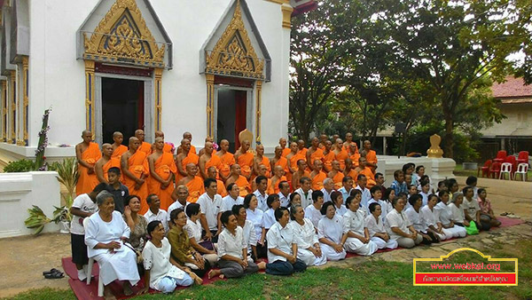 ศูนย์อบรมธรรมอุทยานบ้านแป้ง จัดพิธีอุปสมบทรุ่นเข้าพรรษา