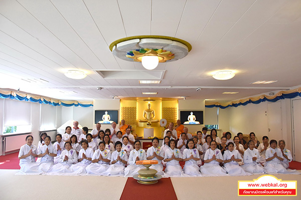 วัดพระธรรมกายเดนมาร์ก ประเทศเดนมาร์ก จัดพิธีบูชาข้าวพระ และพิธีทอดผ้าป่าเพื่อสร้างวัดพระธรรมกายเดนมาร์ก