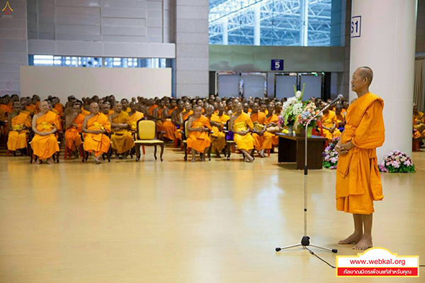 พระสังฆาธิการจาก 15 จังหวัด จำนวนกว่า 350 รูป ได้เดินทางมาถวายกำลังใจแด่พระเทพญาณมหามุนี เจ้าอาวาสวัดพระธรรมกาย