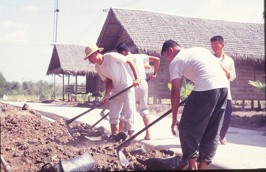 3-04-68-9-b.jpg