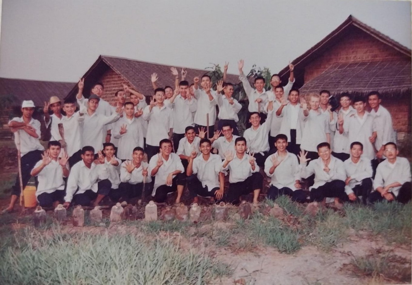 18-6-68-0002b.JPG