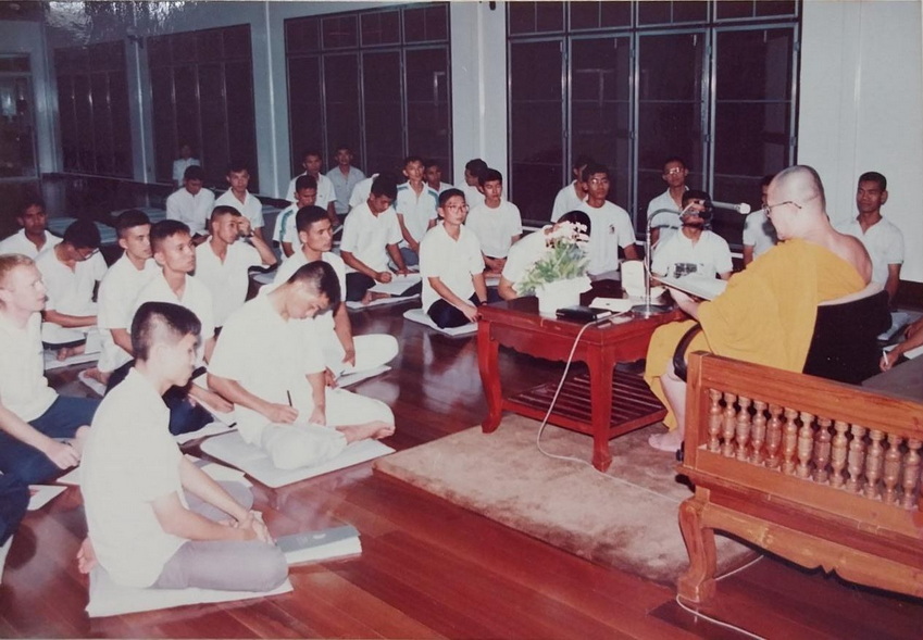 19-6-68-0007b.JPG