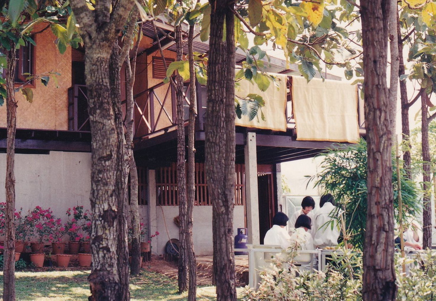 23-9-68--b-052.JPG