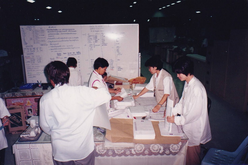 13-11-68--b-02.JPG