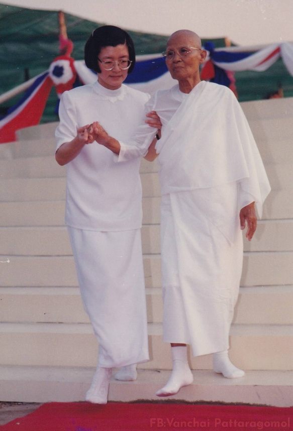 12-12-68--b-08.JPG