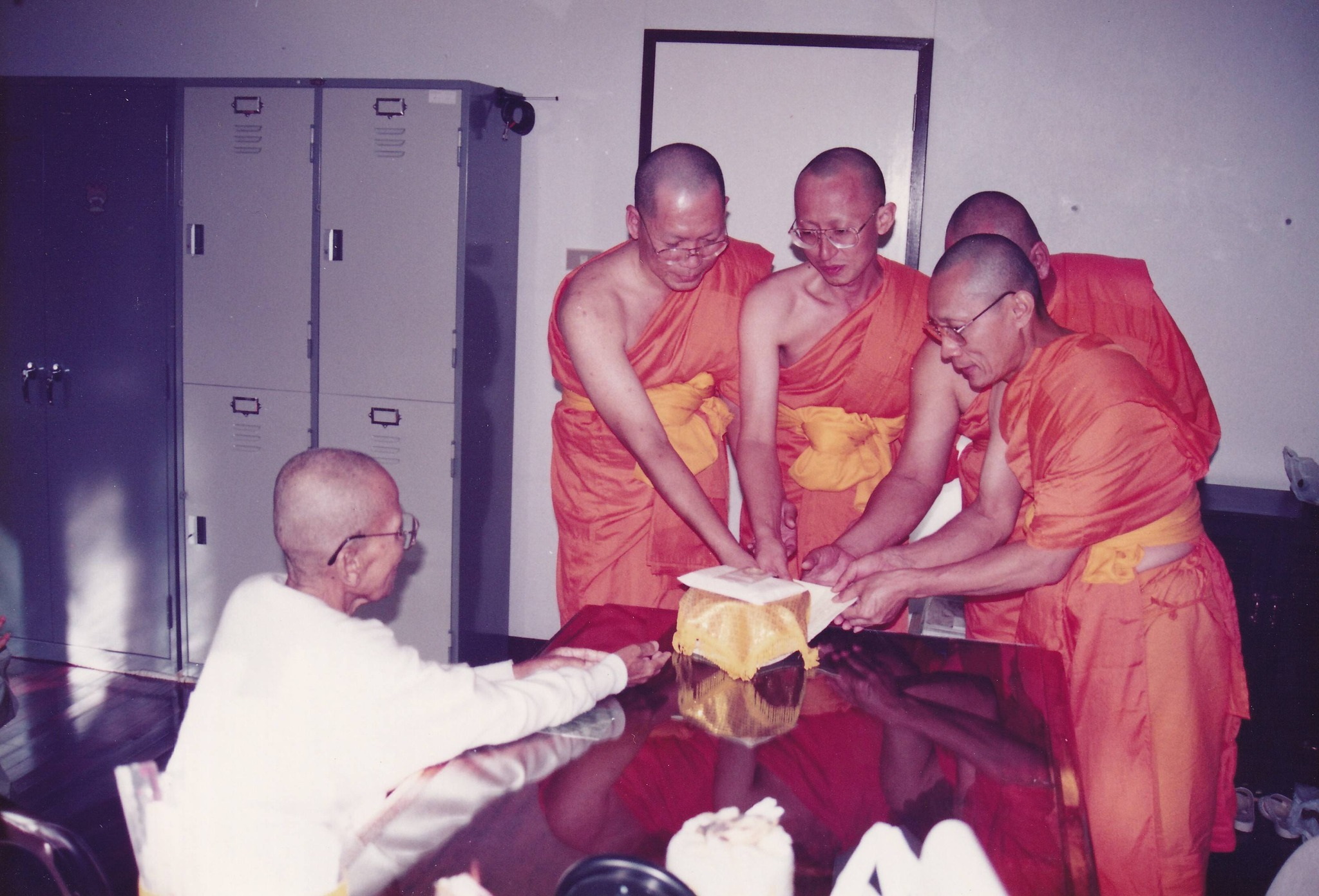 18-4-69--1-b-36.JPG