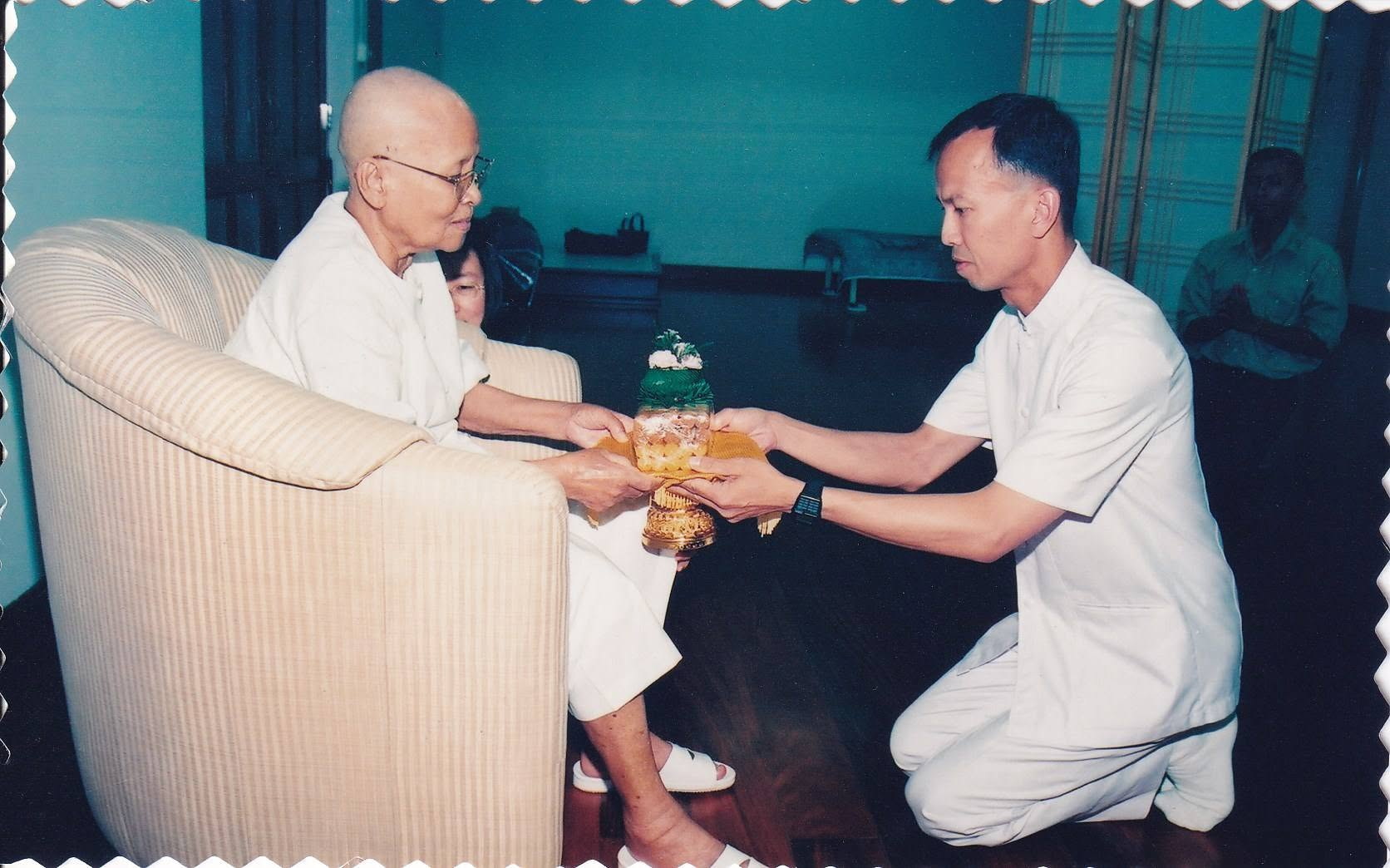 17-6-69--3-b-12.JPG