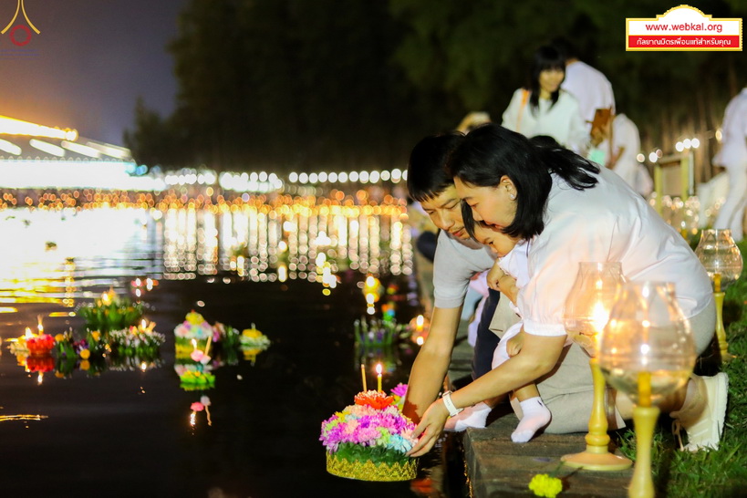 Loy%20kratong%20025.jpg