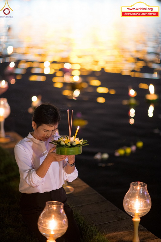 Loy%20kratong%20127.jpg