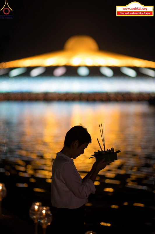 Loy%20kratong%20165.jpg