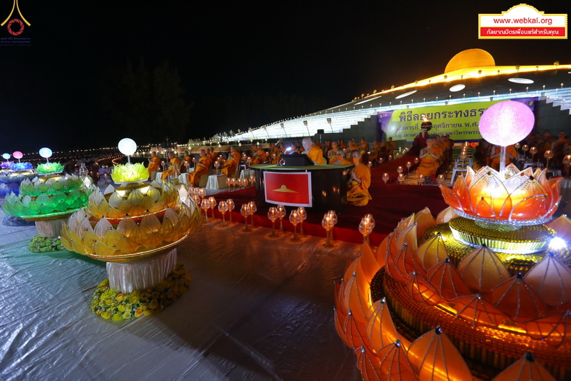 Loy%20kratong%20169.jpg