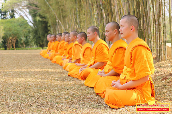 โครงการอุปสมบทหมู่ บูชาธรรม ๑๐๘ ปี  คุณยายอาจารย์ มหารัตนอุบาสิกาจันทร์ ขนนกยูง ครูผู้สืบสานวิชชาธรรมกาย   อบรมระหว่างวันที่ 2 มกราคม ถึงวันที่ 12 กุมภาพันธ์ พ.ศ. 2560